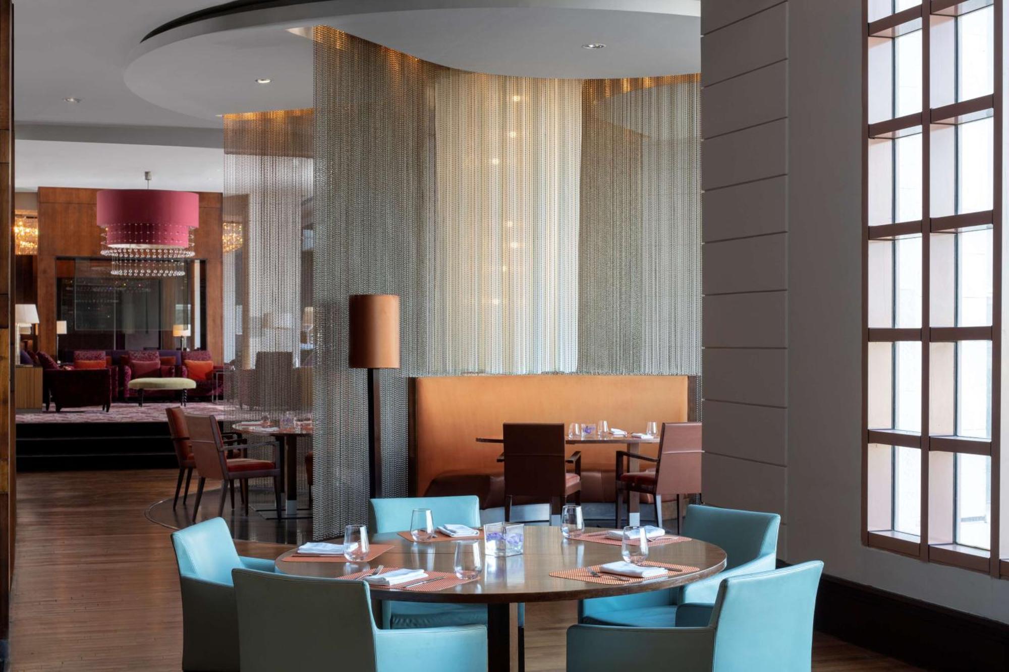 Grand Hyatt Amman Hotel Bagian luar foto The restaurant