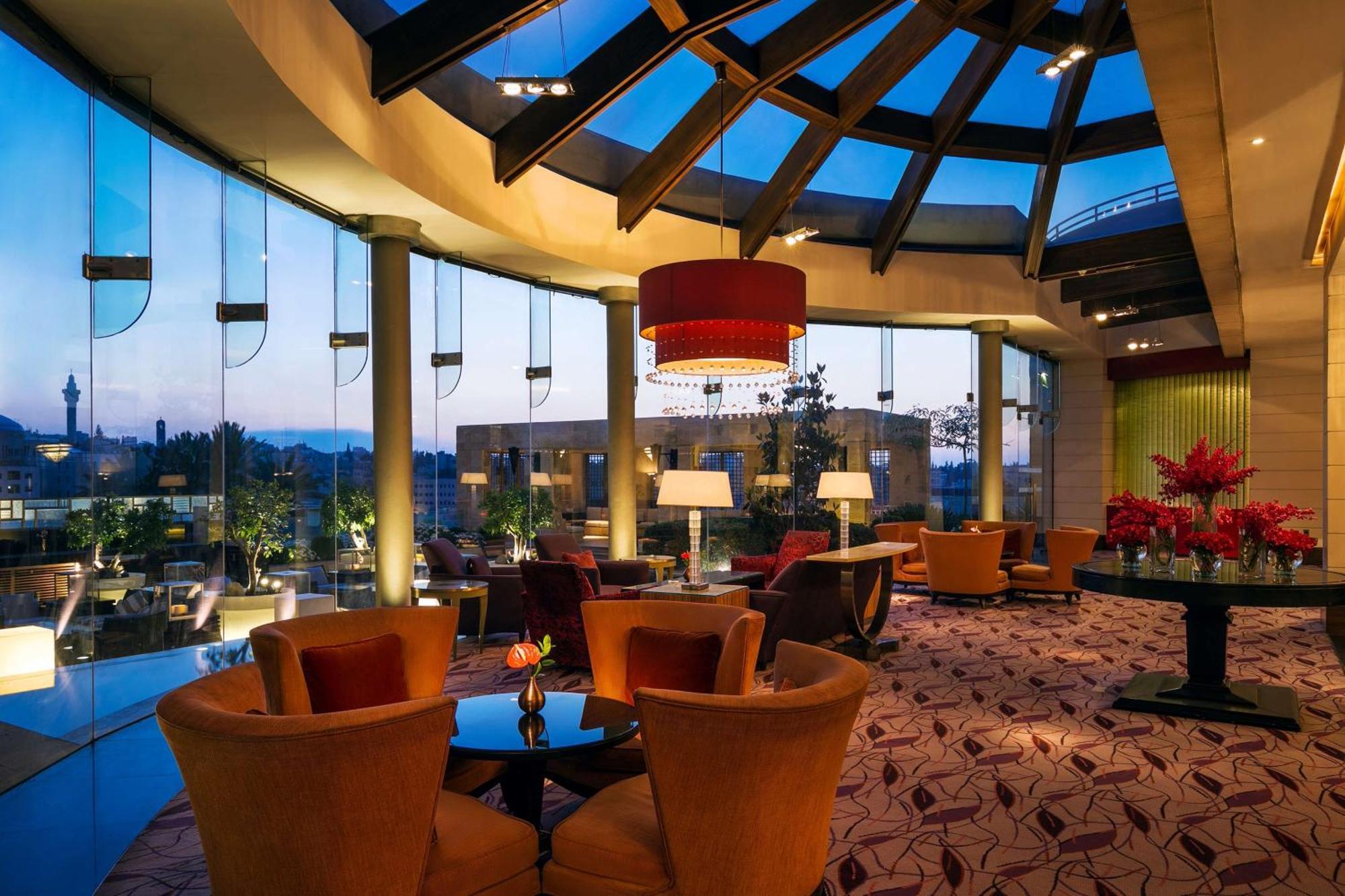 Grand Hyatt Amman Hotel Bagian luar foto The Club Lounge at the Westin Palace, Madrid